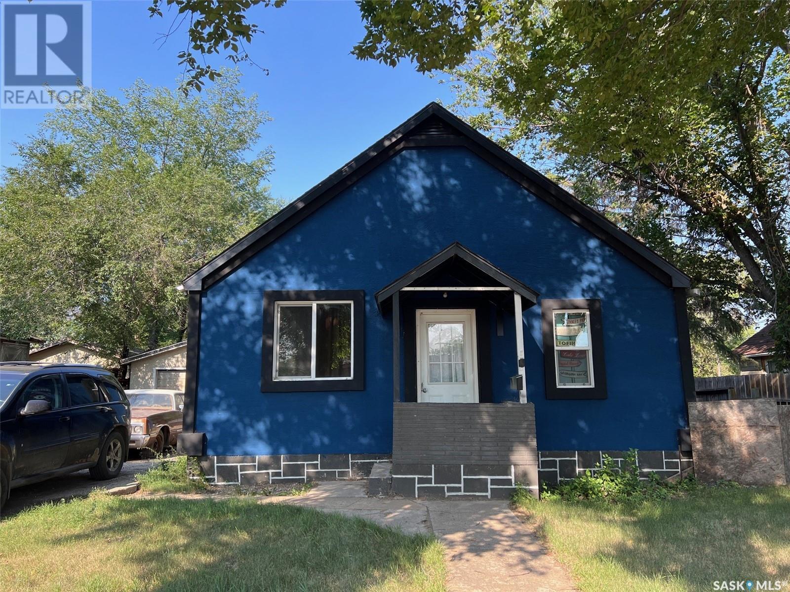 1581 103rd STREET, north battleford, Saskatchewan
