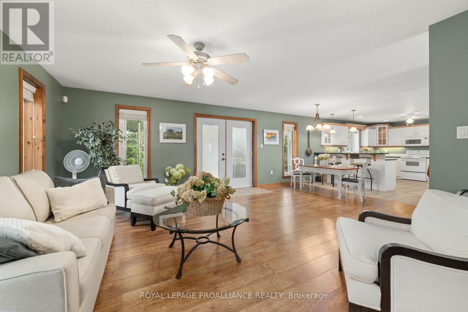 32 Pierce Road, Prince Edward County, Ontario  K0K 1G0 - Photo 11 - X9246230
