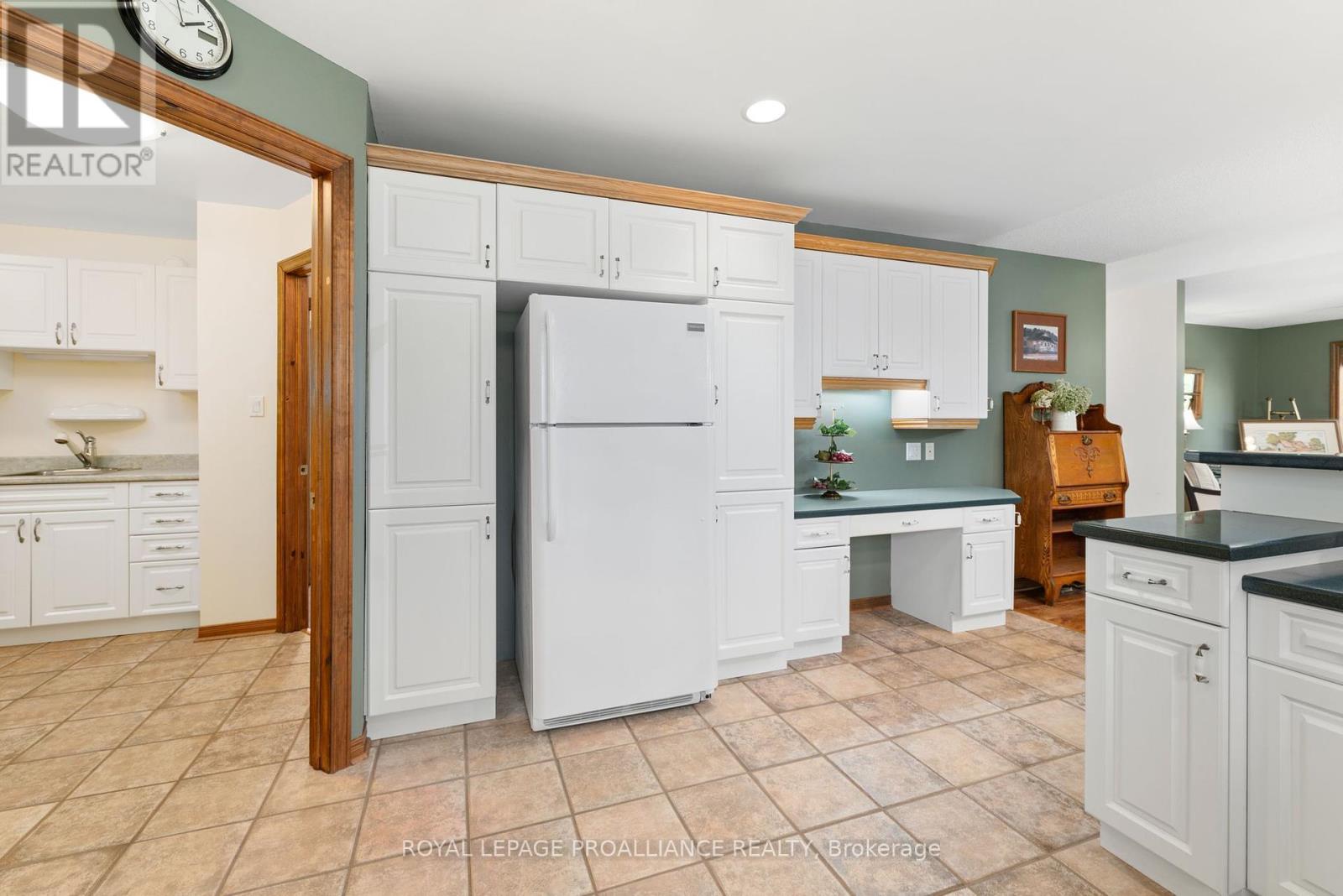 32 Pierce Road, Prince Edward County, Ontario  K0K 1G0 - Photo 20 - X9246230
