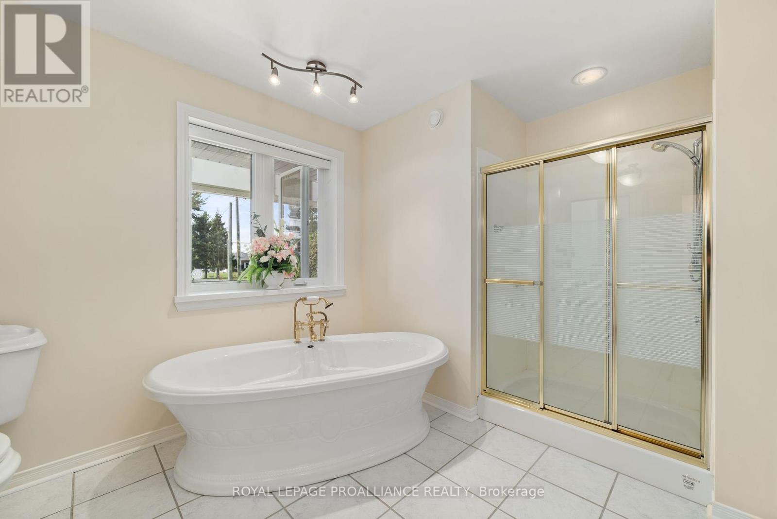 32 Pierce Road, Prince Edward County, Ontario  K0K 1G0 - Photo 28 - X9246230