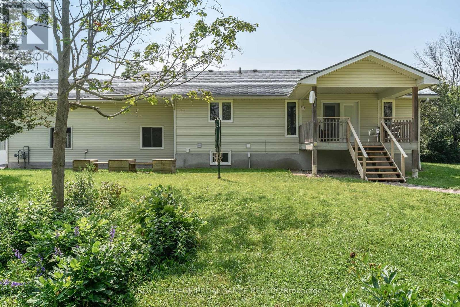32 Pierce Road, Prince Edward County, Ontario  K0K 1G0 - Photo 38 - X9246230