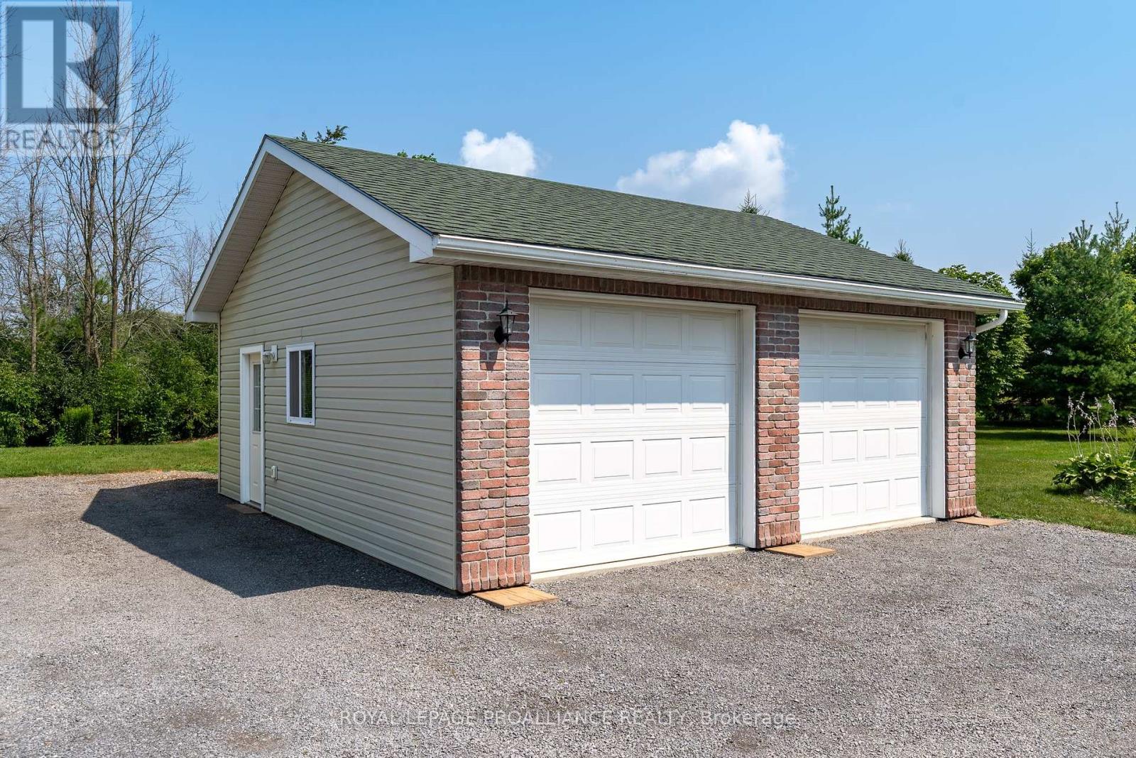 32 Pierce Road, Prince Edward County, Ontario  K0K 1G0 - Photo 4 - X9246230