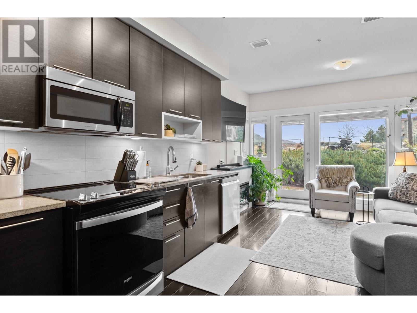 1110-1000 Talasa Way, Kamloops, British Columbia  V2H 0C2 - Photo 2 - 180276