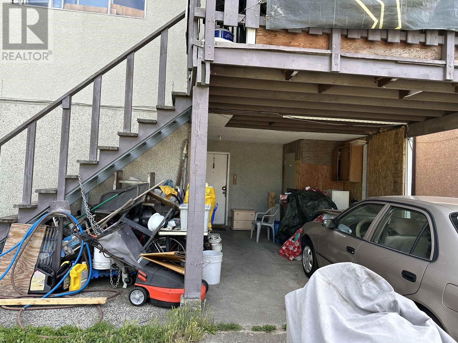Property at 6915 BEATRICE STREET image 4
