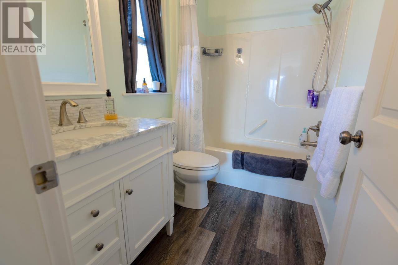 1022 Norview Road, Kamloops, British Columbia  V2B 8M1 - Photo 13 - 180168