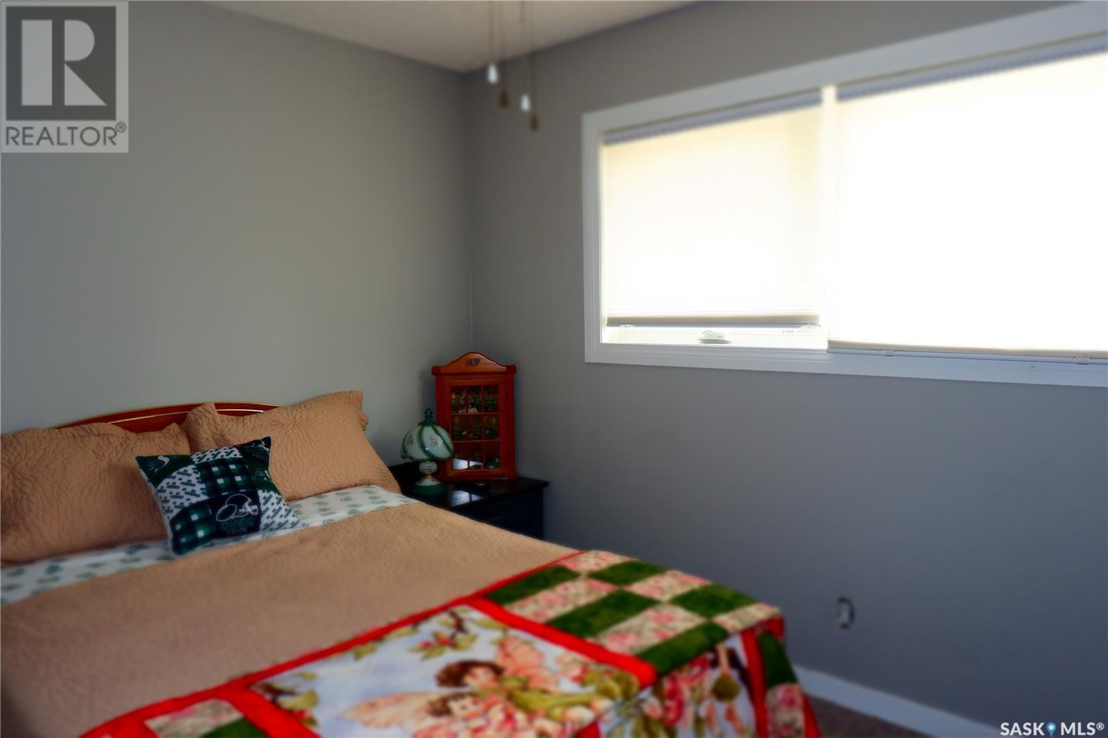 704 Leeville Drive, Assiniboia, Saskatchewan  S0H 0B0 - Photo 14 - SK977855