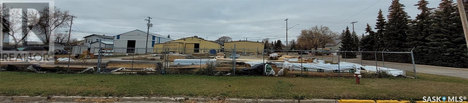 41 Main Street, Lanigan, Saskatchewan  S0K 2M0 - Photo 2 - SK980173