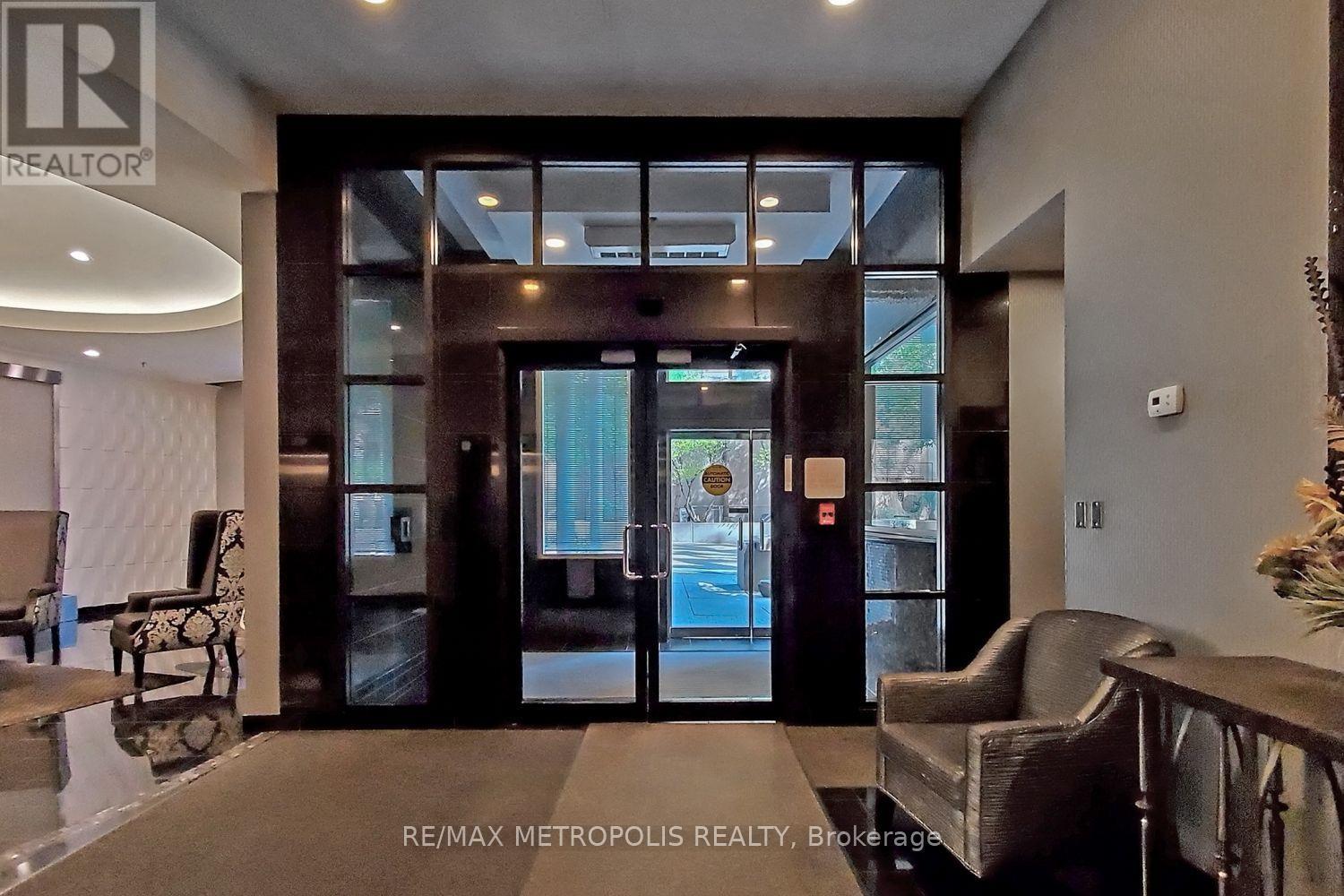 1804 - 7 Carlton Street, Toronto, Ontario  M5B 2M3 - Photo 10 - C9246731