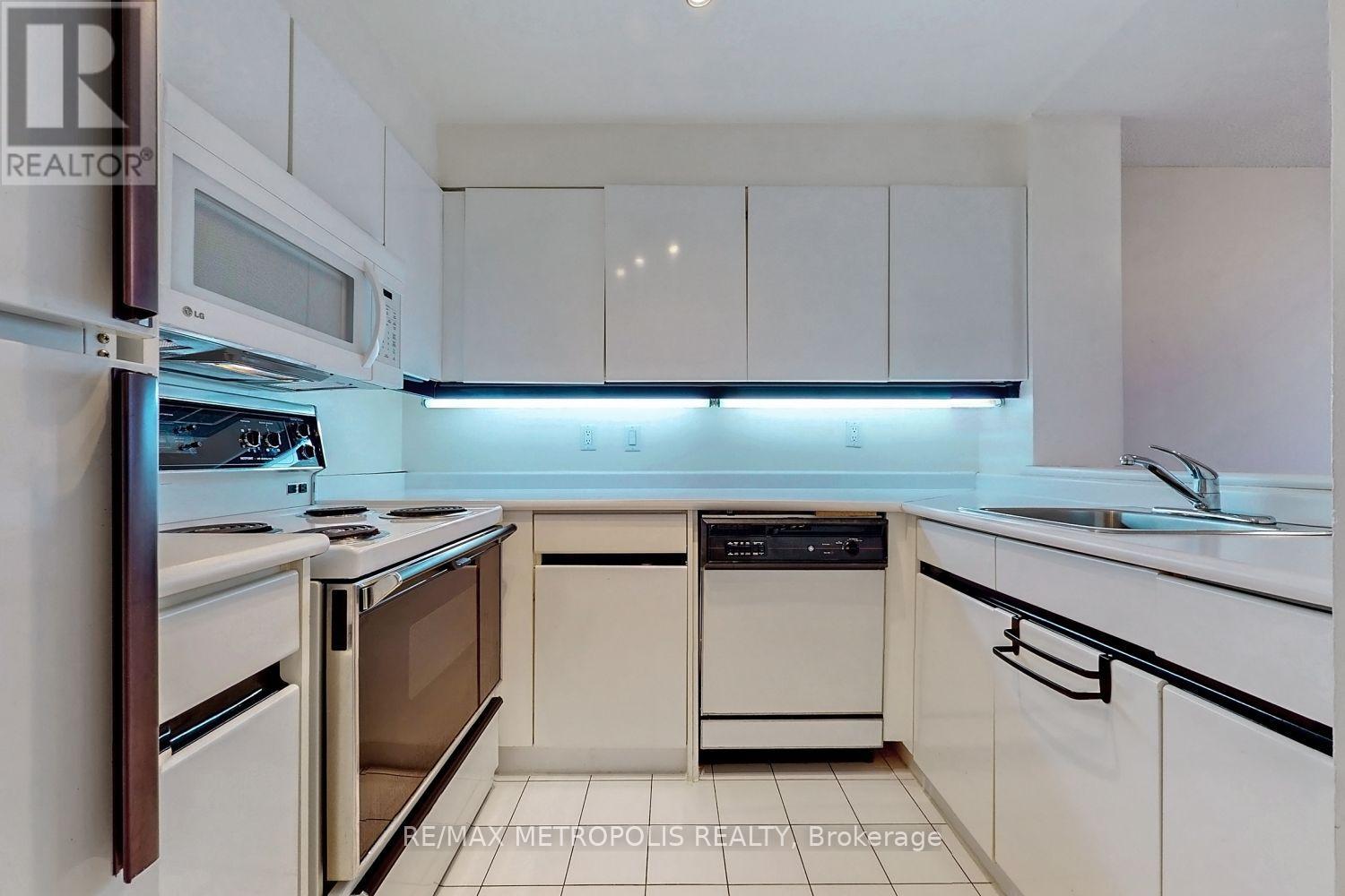 1804 - 7 Carlton Street, Toronto, Ontario  M5B 2M3 - Photo 17 - C9246731