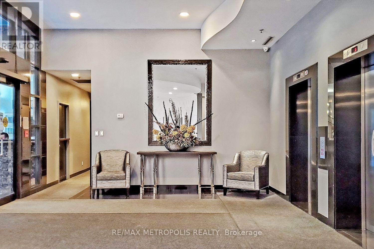 1804 - 7 Carlton Street, Toronto, Ontario  M5B 2M3 - Photo 6 - C9246731