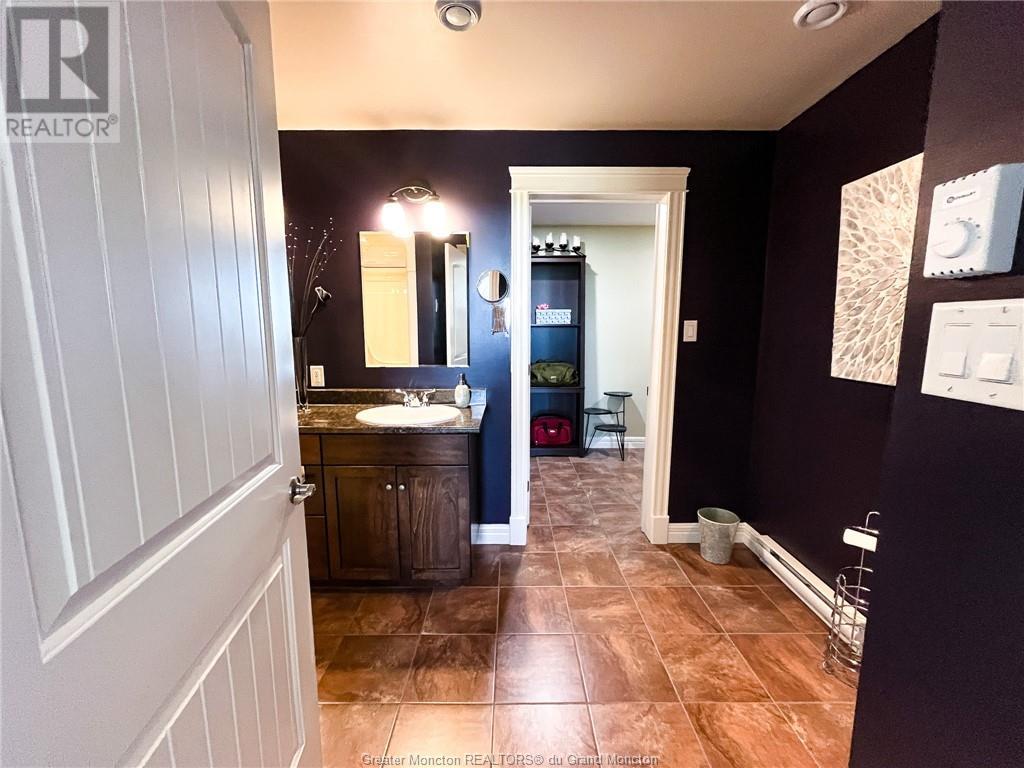185 Royal Oaks Boulevard Unit# 210, Moncton, New Brunswick  E1H 2P7 - Photo 27 - M159424