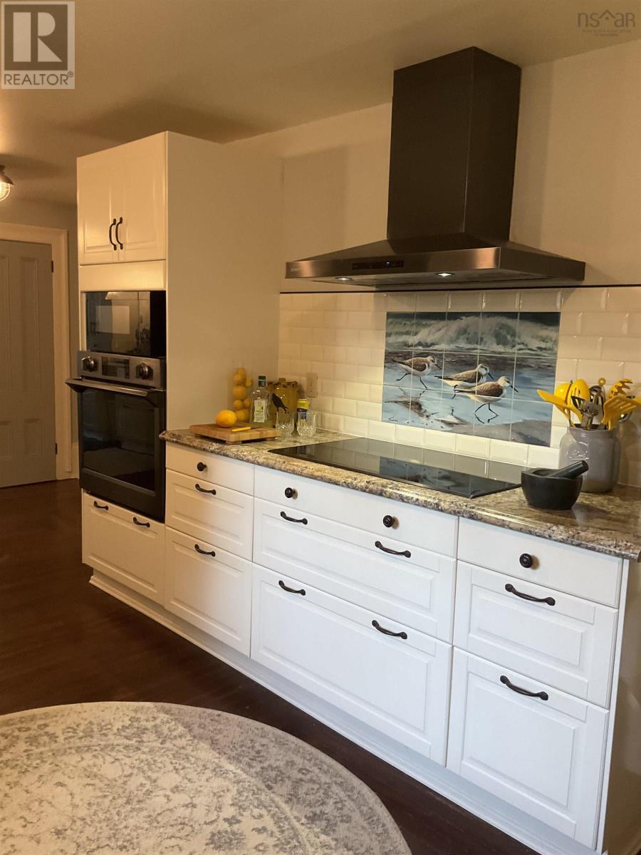 382 Main Street, Liverpool, Nova Scotia  B0T 1K0 - Photo 10 - 202419197