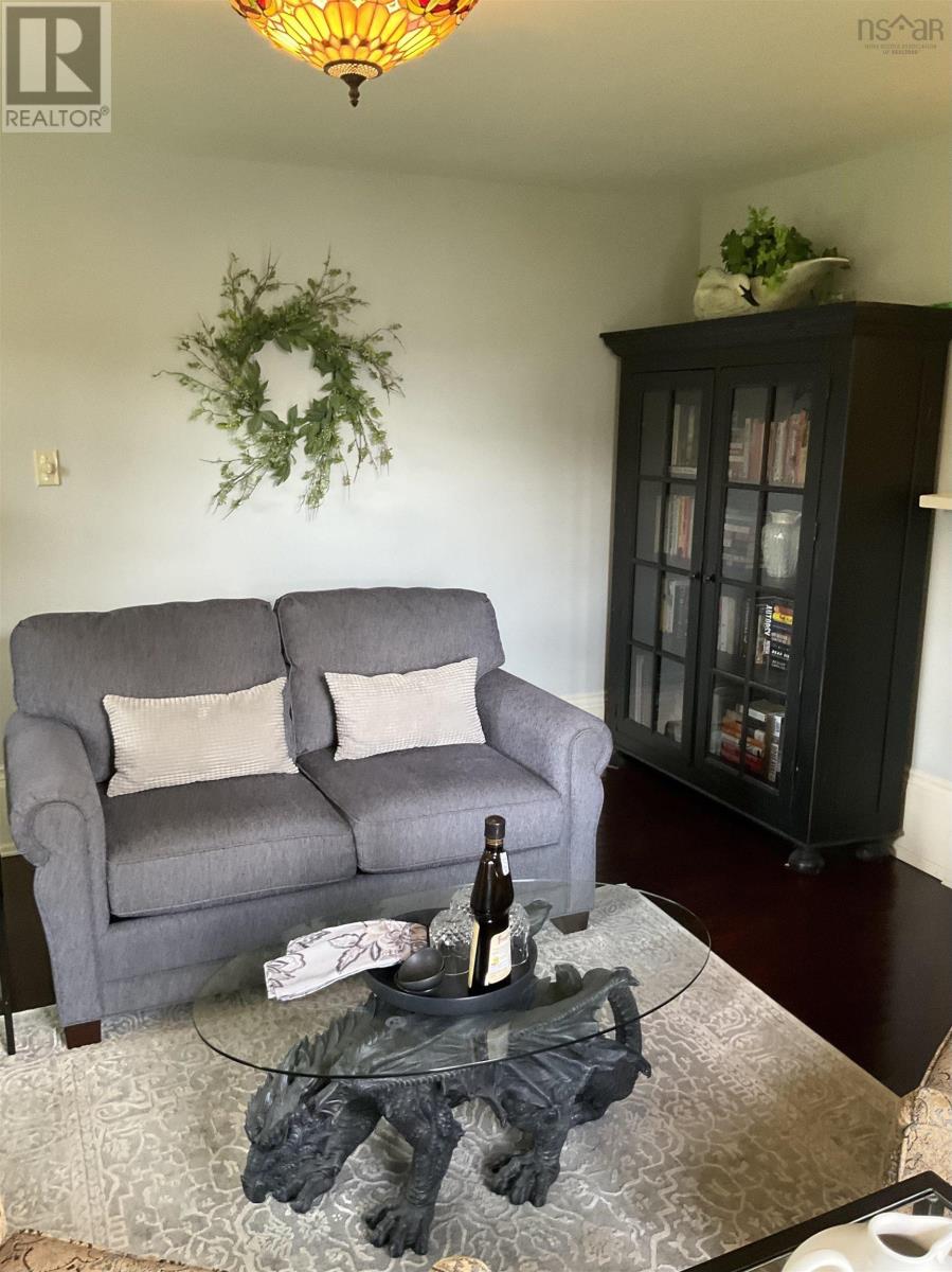 382 Main Street, Liverpool, Nova Scotia  B0T 1K0 - Photo 21 - 202419197