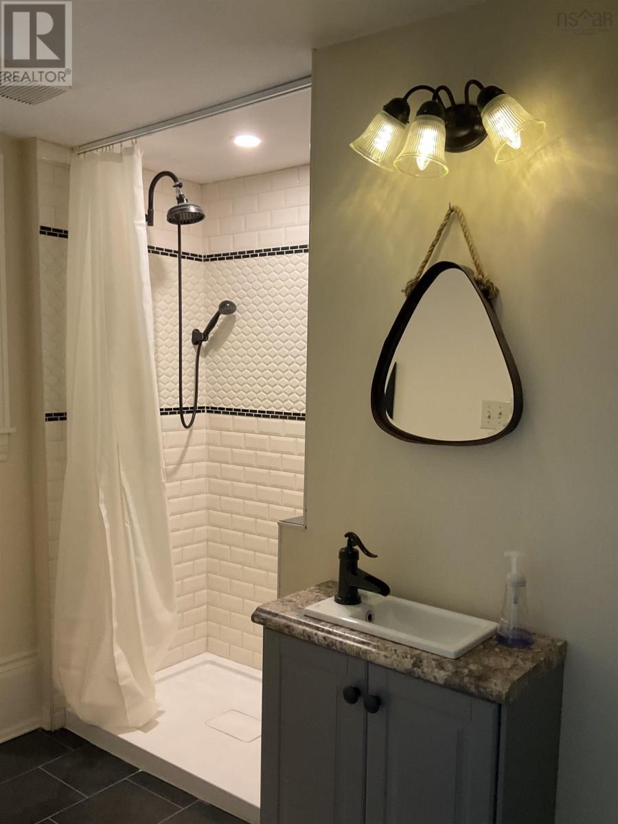 382 Main Street, Liverpool, Nova Scotia  B0T 1K0 - Photo 42 - 202419197