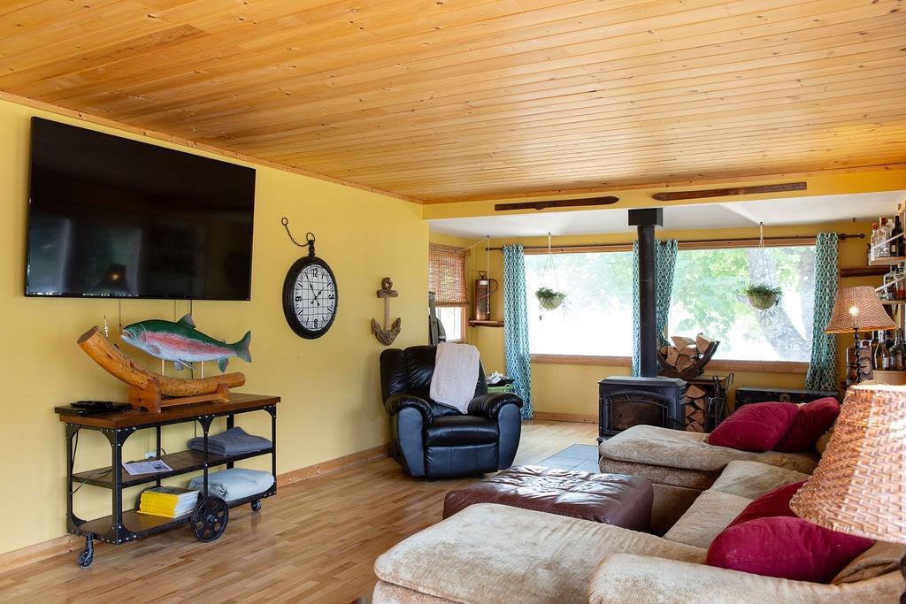 6171 Rowley Road, Harrop, British Columbia  V1L 6P7 - Photo 23 - 2478939