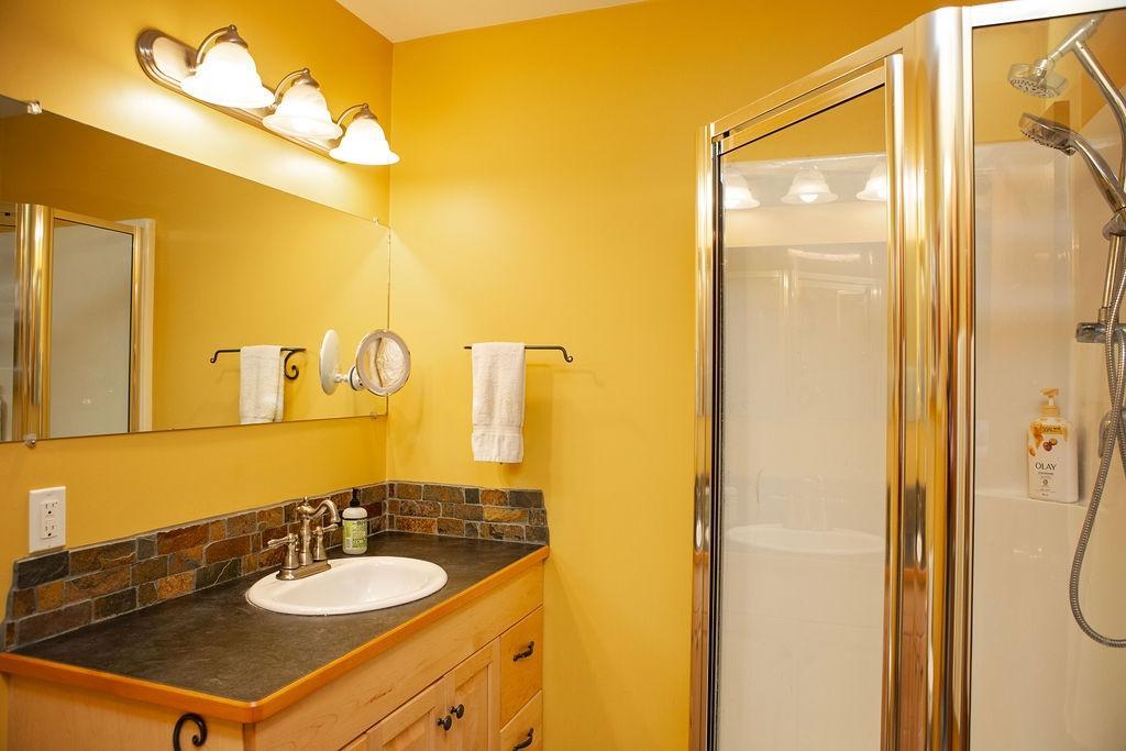 6171 Rowley Road, Harrop, British Columbia  V1L 6P7 - Photo 32 - 2478939