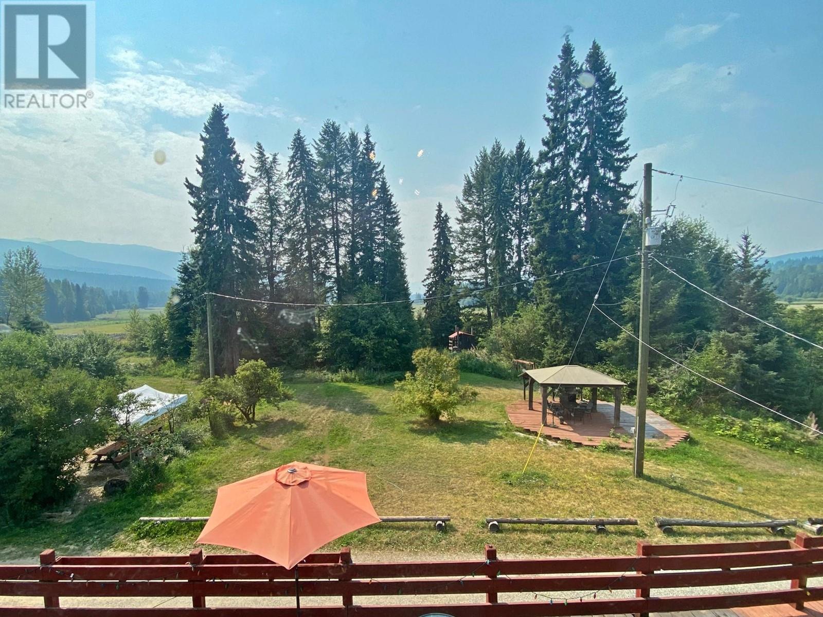 5944 Trout Creek Rd, Clearwater, British Columbia  V0E 1N1 - Photo 3 - 180245