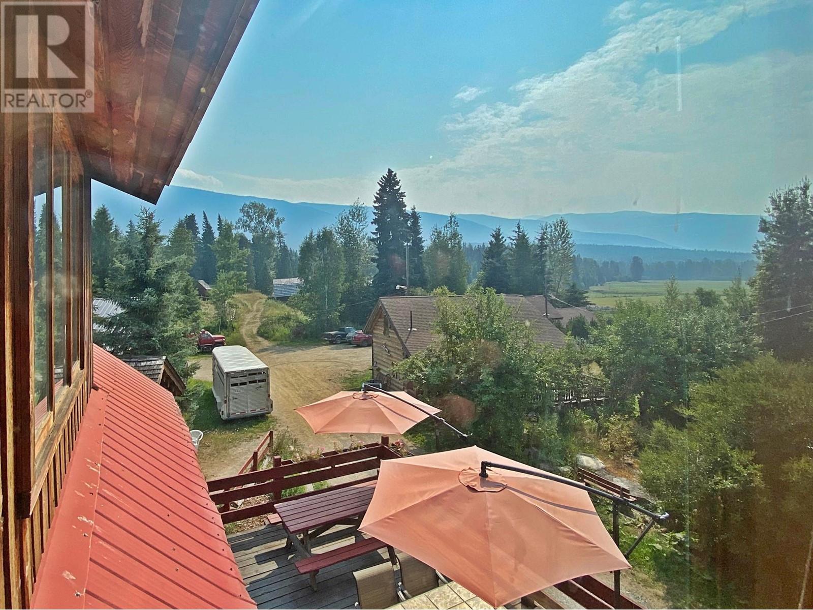 5944 Trout Creek Rd, Clearwater, British Columbia  V0E 1N1 - Photo 2 - 180245
