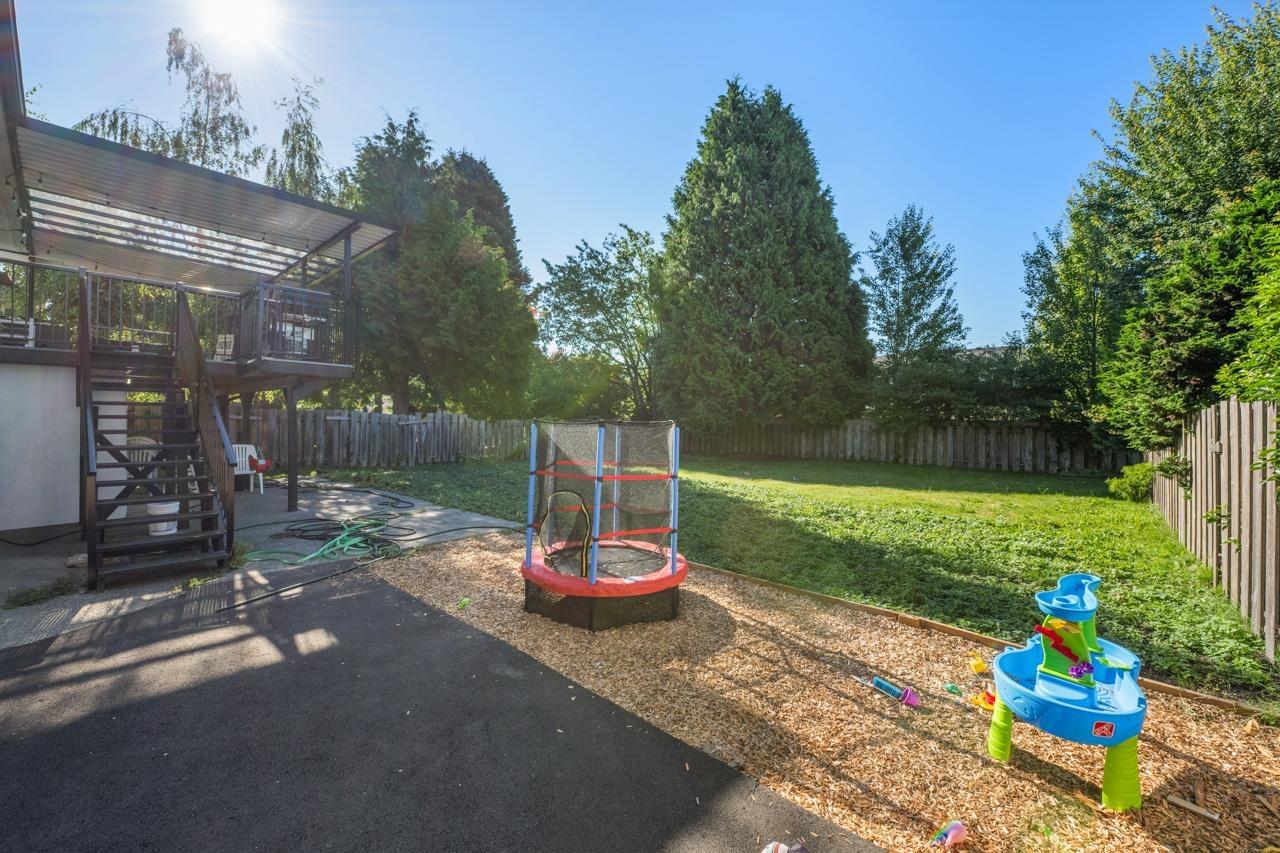 13860 Coldicutt Avenue, White Rock, British Columbia  V4B 3A9 - Photo 23 - R2913781