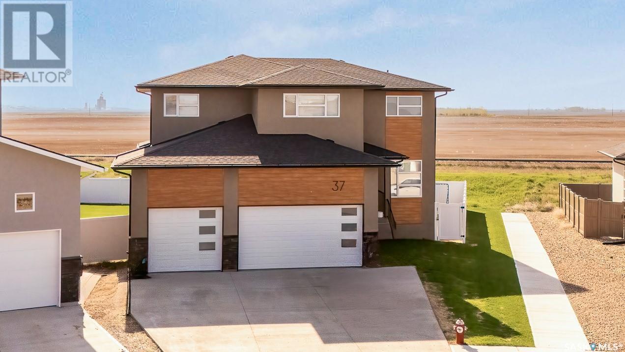 37 Broda TERRACE, moose jaw, Saskatchewan