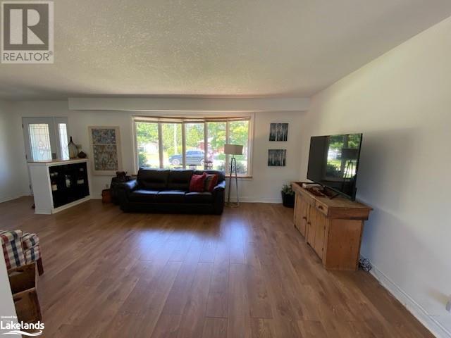 201 Point Street, Stayner, Ontario  L0M 1S0 - Photo 9 - 40631590