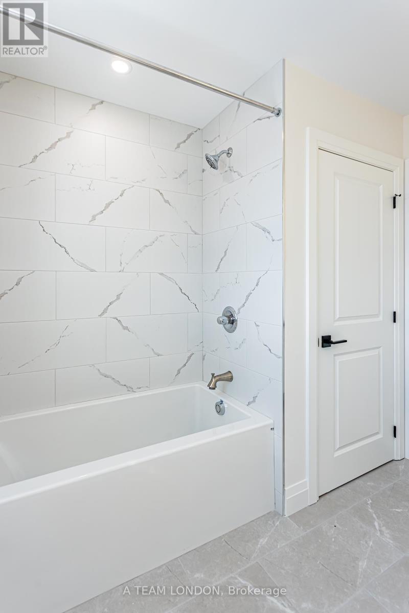 93 The Promenade, Central Elgin, Ontario  N5L 1C5 - Photo 26 - X9247107