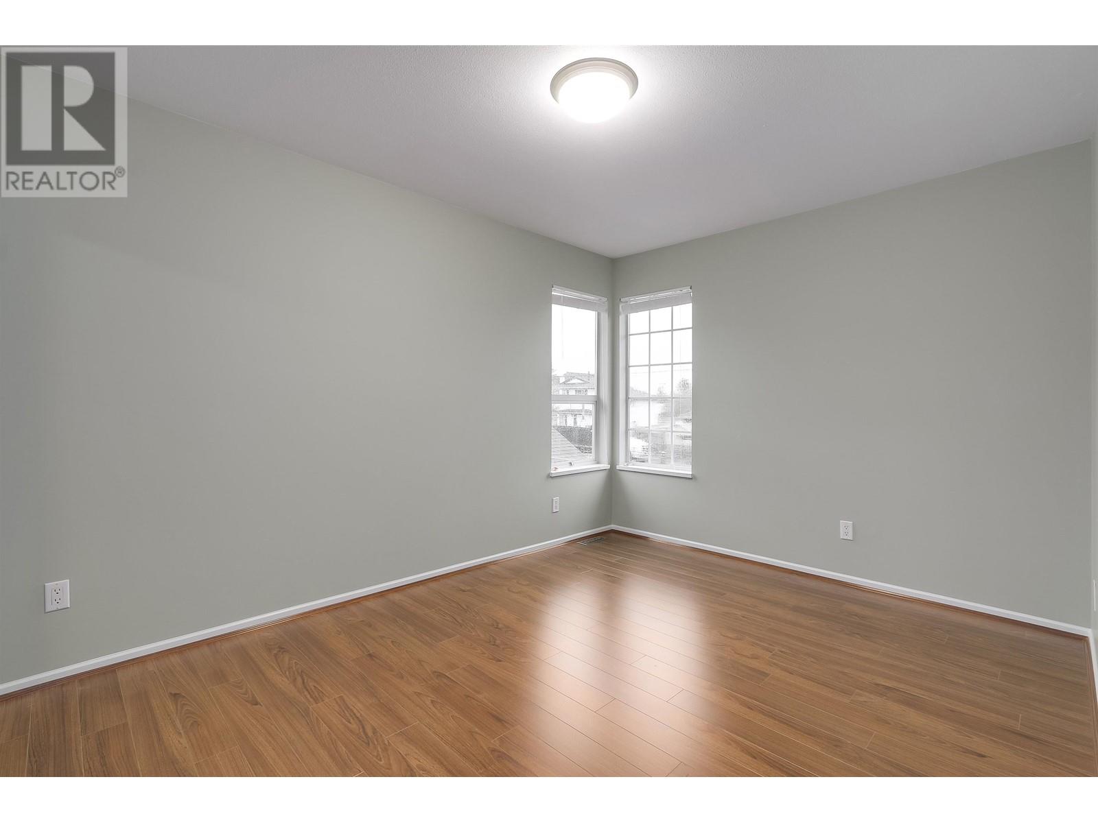 Listing Picture 13 of 20 : 3531 GEORGIA STREET, Richmond / 烈治文 - 魯藝地產 Yvonne Lu Group - MLS Medallion Club Member