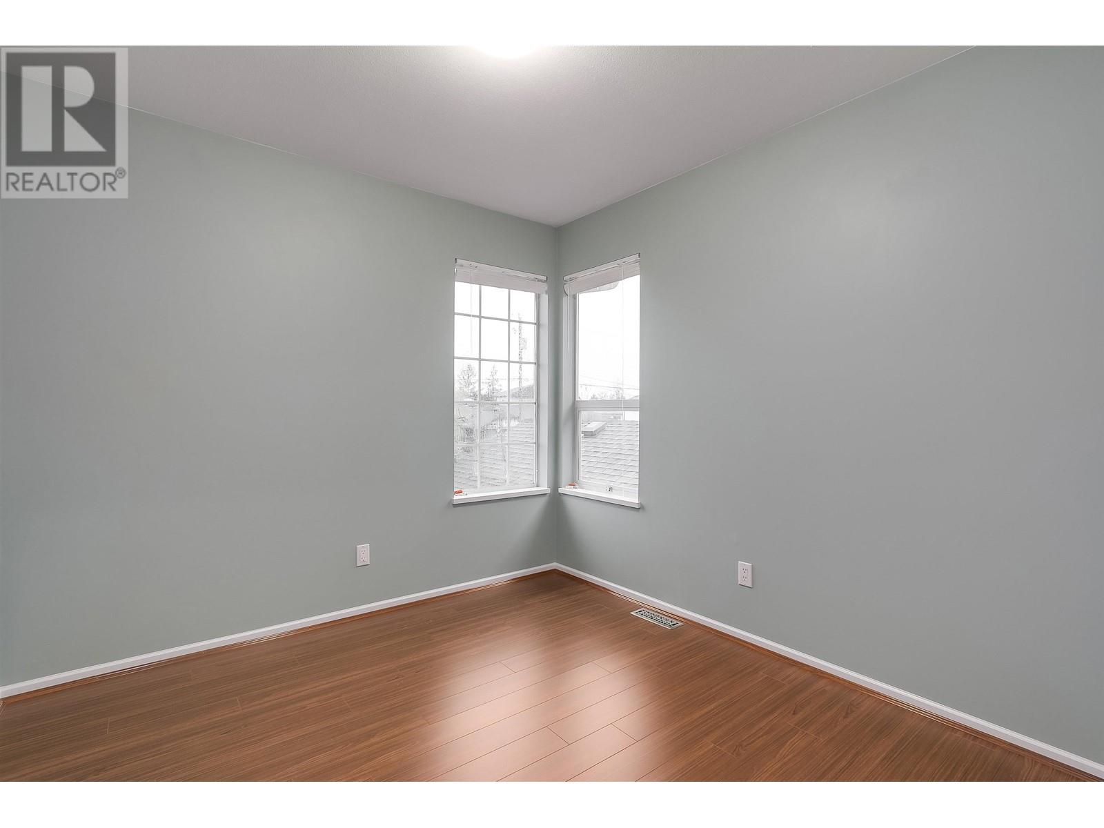 Listing Picture 14 of 20 : 3531 GEORGIA STREET, Richmond / 烈治文 - 魯藝地產 Yvonne Lu Group - MLS Medallion Club Member