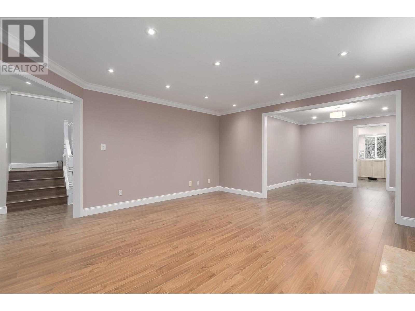 Listing Picture 5 of 20 : 3531 GEORGIA STREET, Richmond / 烈治文 - 魯藝地產 Yvonne Lu Group - MLS Medallion Club Member