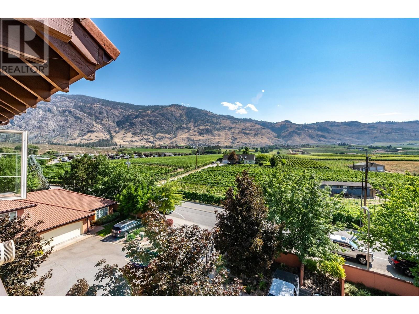 7600 COTTONWOOD Drive Unit# 404 Osoyoos