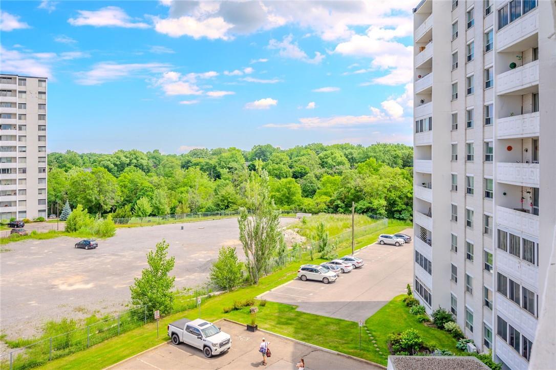 35 Towering Heights Boulevard, Unit #608, St. Catharines, Ontario  L2R 3G7 - Photo 27 - H4199579