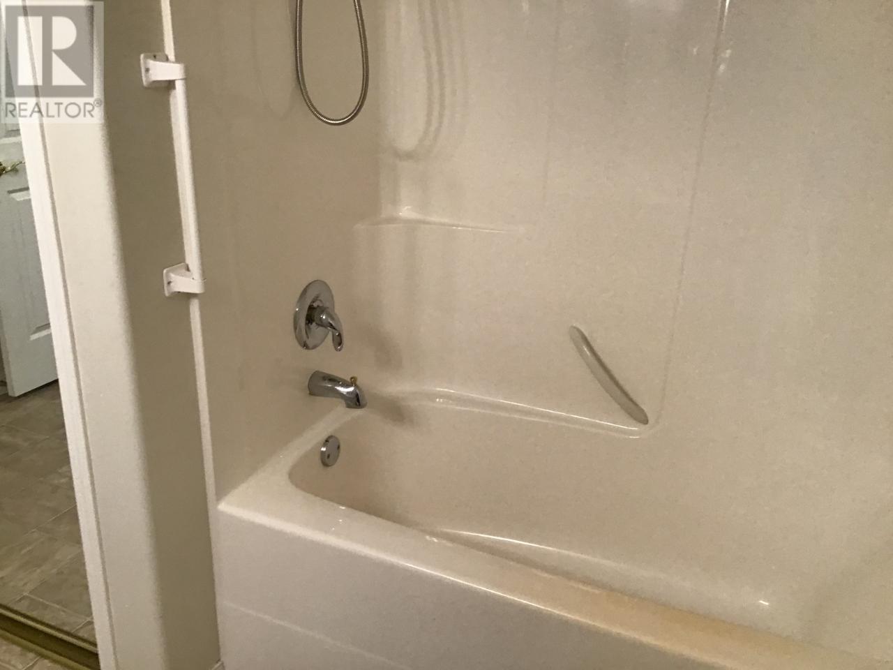 309-120 Vernon Ave, Kamloops, British Columbia  V2B 1L6 - Photo 19 - 180283