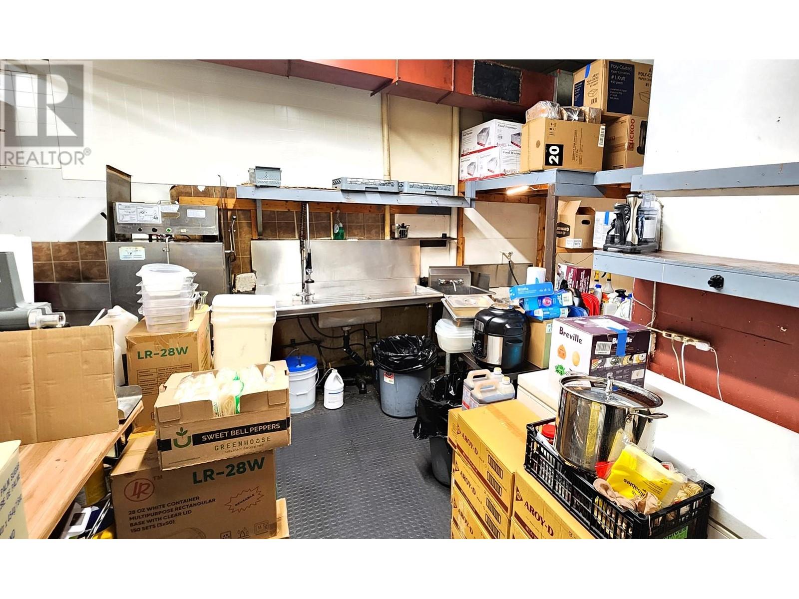 298 3rd Ave, Kamloops, British Columbia   - Photo 16 - 180294