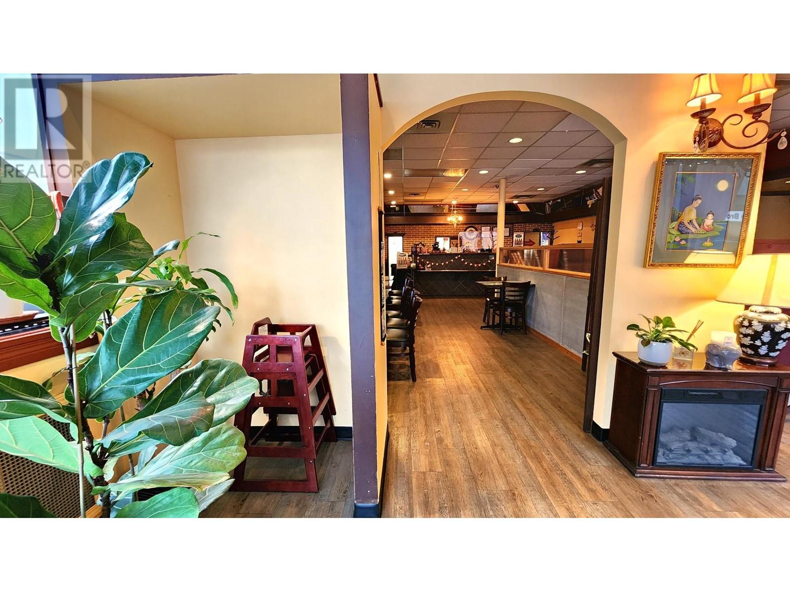 298 3rd Ave, Kamloops, British Columbia   - Photo 6 - 180294