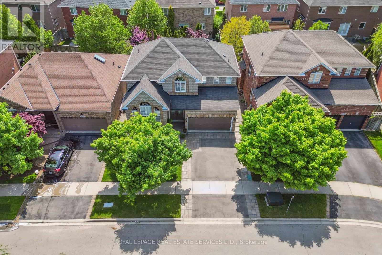 2284 Foxhole Circle, Oakville (West Oak Trails), Ontario  L6M 4X4 - Photo 33 - W9247461