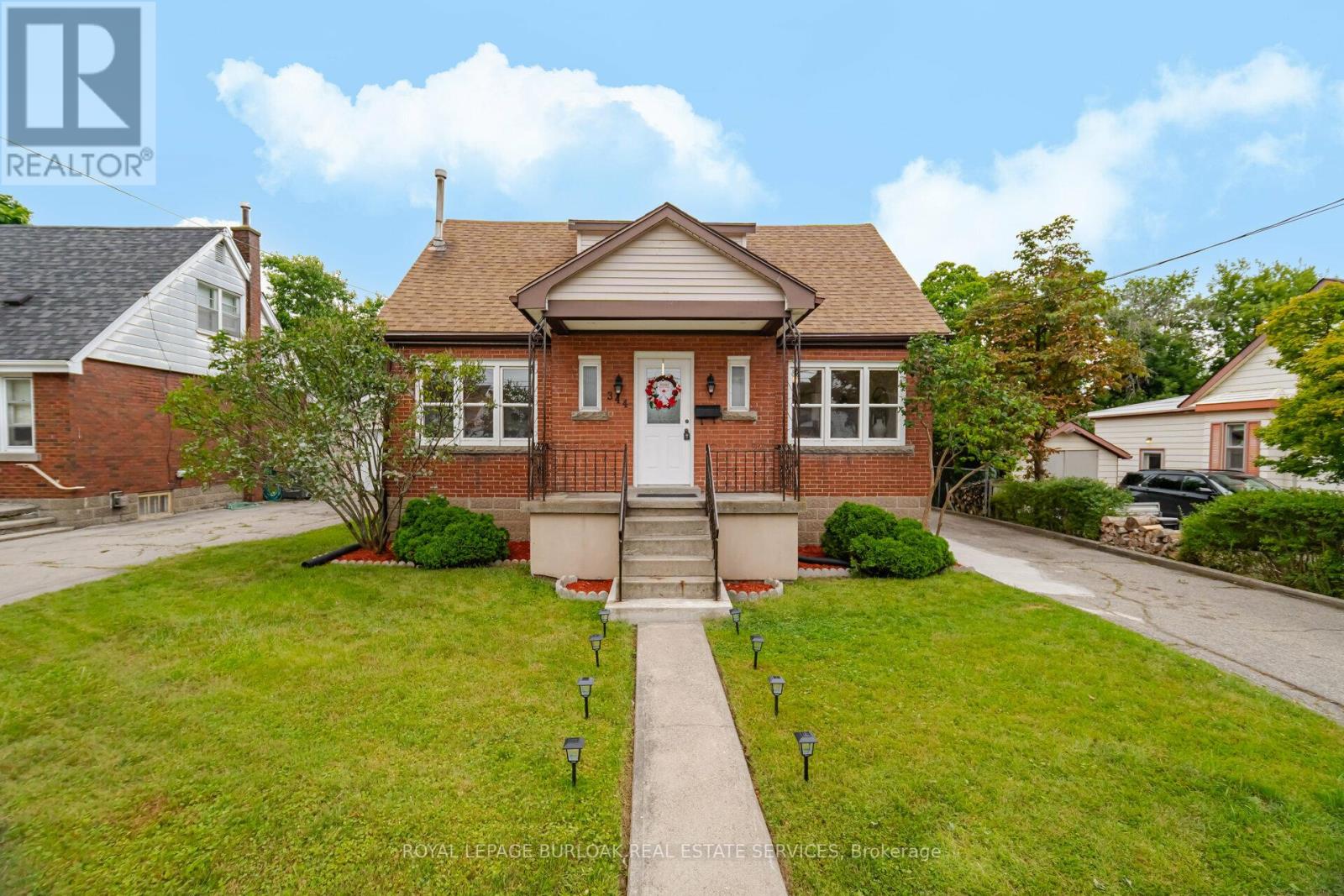 344 East 12th Street, Hamilton (Hill Park), Ontario  L9A 3Y1 - Photo 1 - X9247378