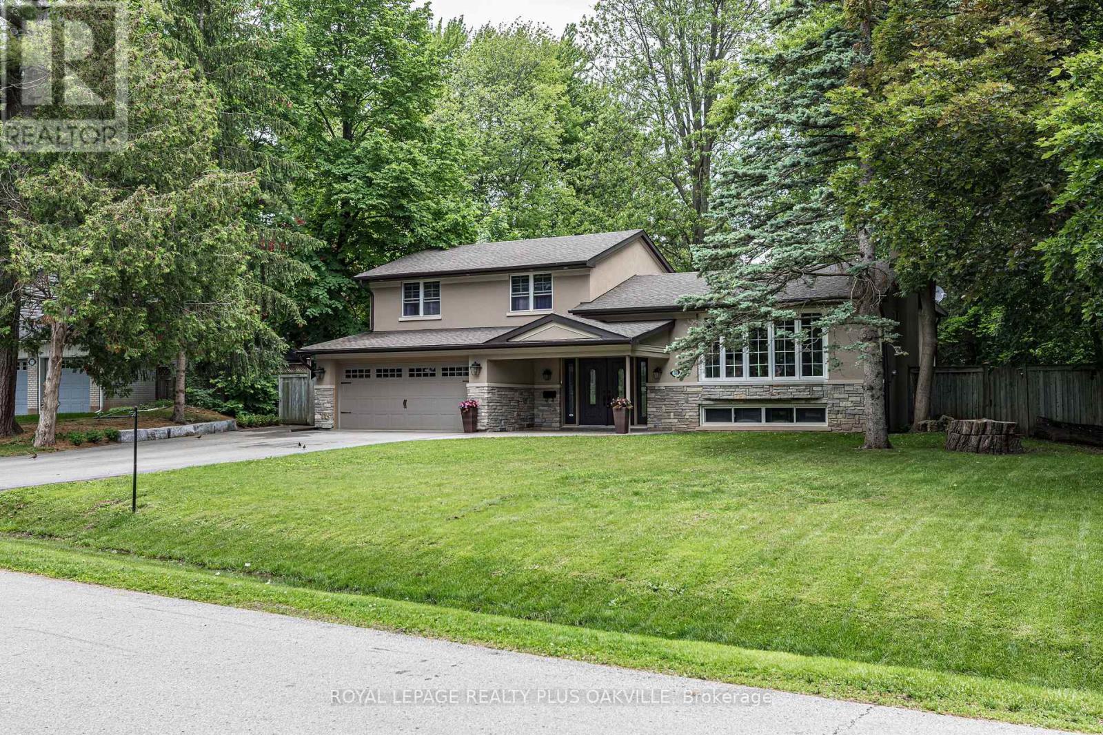 165 Walby Drive, Oakville (Bronte East), Ontario  L6L 4C9 - Photo 3 - W8417142