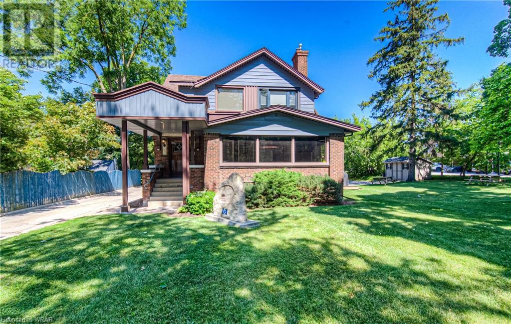 92 ERB Street E, waterloo, Ontario