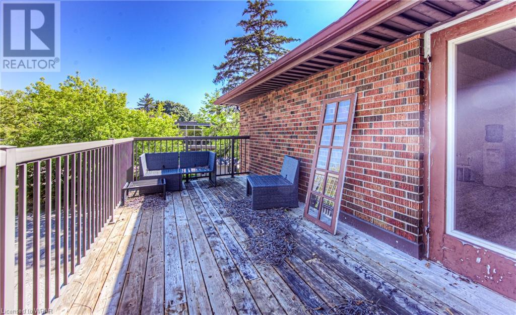 92 Erb Street E, Waterloo, Ontario  N2L 1L9 - Photo 38 - 40631646