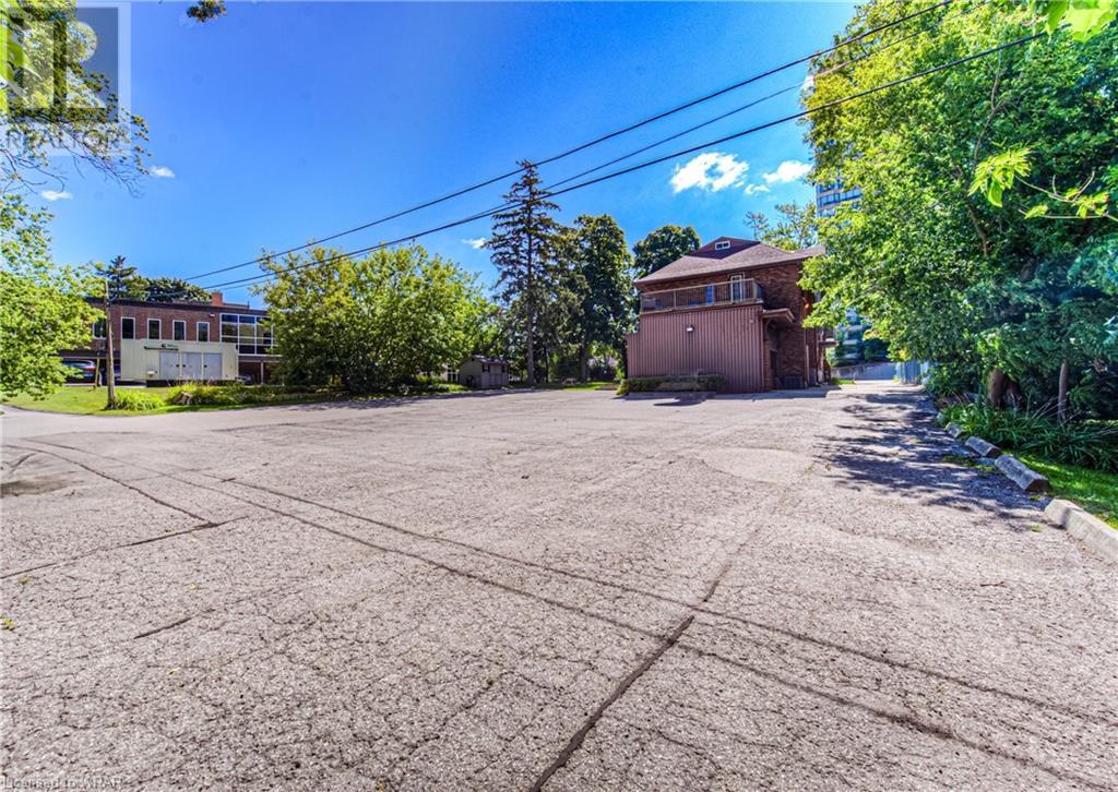 92 Erb Street E, Waterloo, Ontario  N2L 1L9 - Photo 42 - 40631646