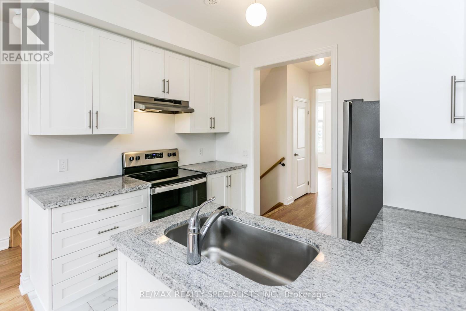 3016 Islington Avenue, Toronto (Humber Summit), Ontario  M9L 2L1 - Photo 14 - W9247638