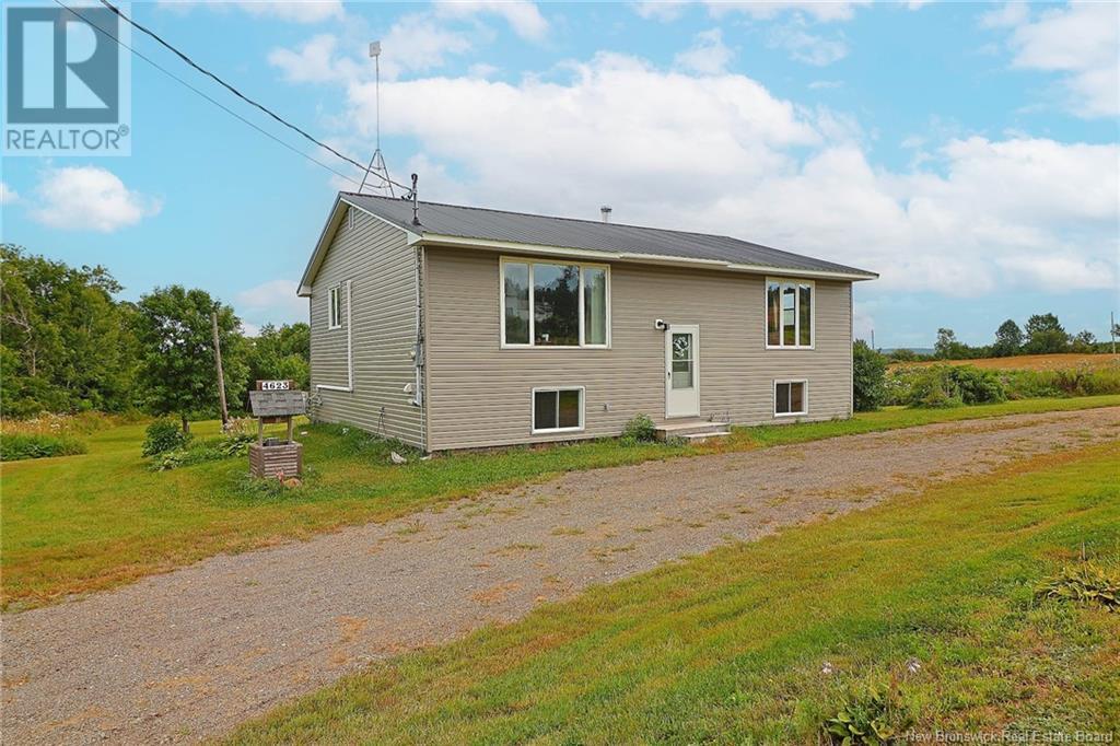 4623 102 Route, Queenstown, New Brunswick  E5M 2A1 - Photo 2 - NB104133