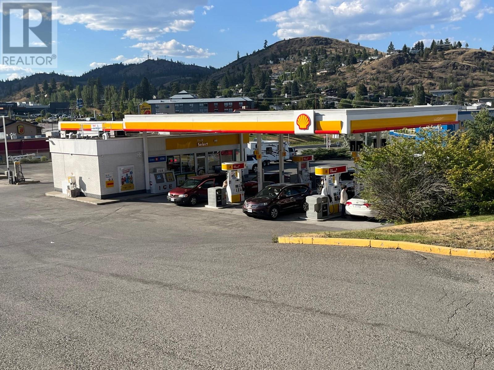 1505 Hugh Allan Drive, Kamloops, British Columbia   - Photo 3 - 180287