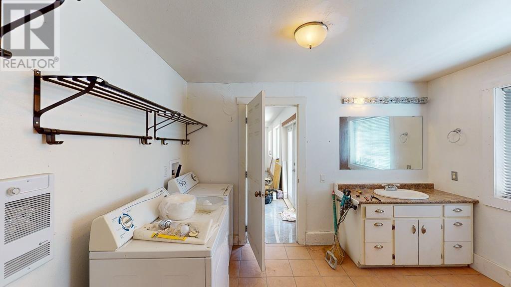 5197 Radcliffe Road, Sechelt, British Columbia  V0N 3A2 - Photo 18 - R2911556