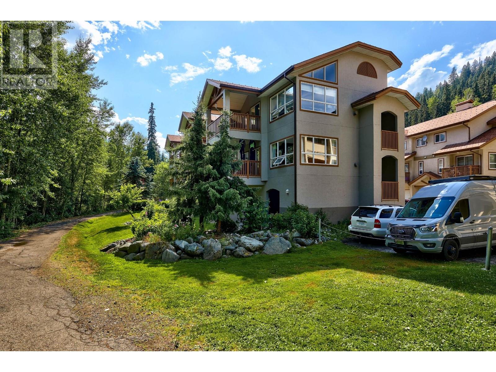 11-2120 Sun Peaks Rd, Sun Peaks, British Columbia  V0E 5N0 - Photo 2 - 180303