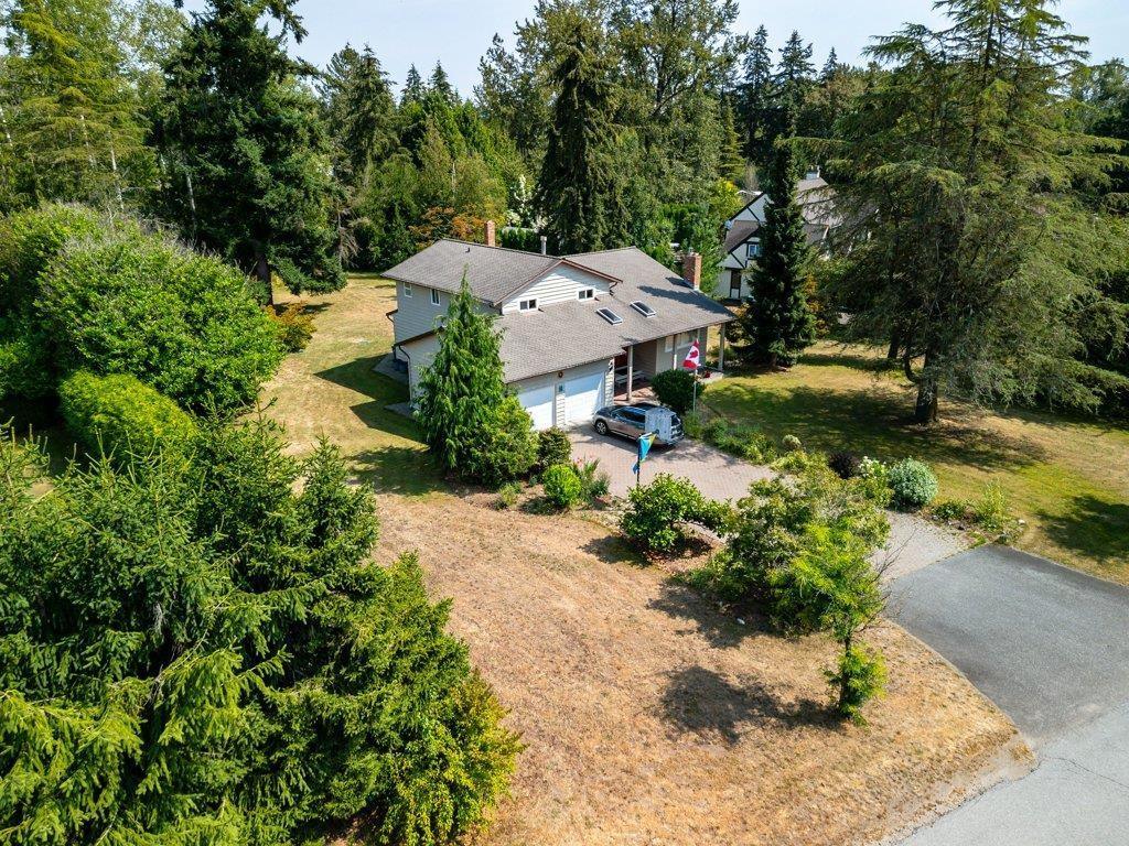 2082 174 Street, Surrey, British Columbia  V3Z 9Z8 - Photo 2 - R2914010