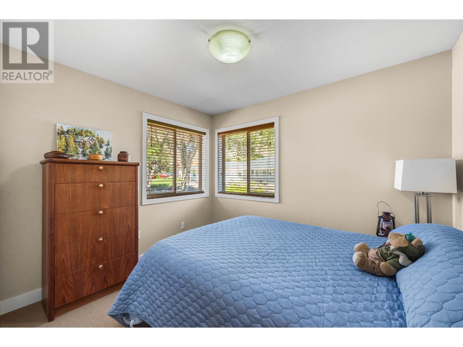 3745 Navatanee Drive, Kamloops, British Columbia  V2H 1S1 - Photo 18 - 180308