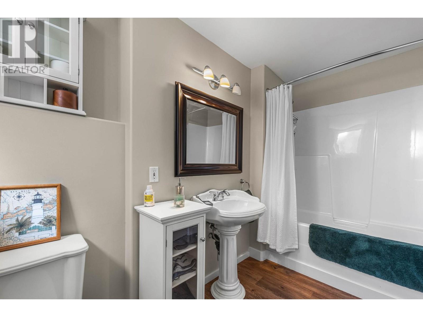 3745 Navatanee Drive, Kamloops, British Columbia  V2H 1S1 - Photo 22 - 180308