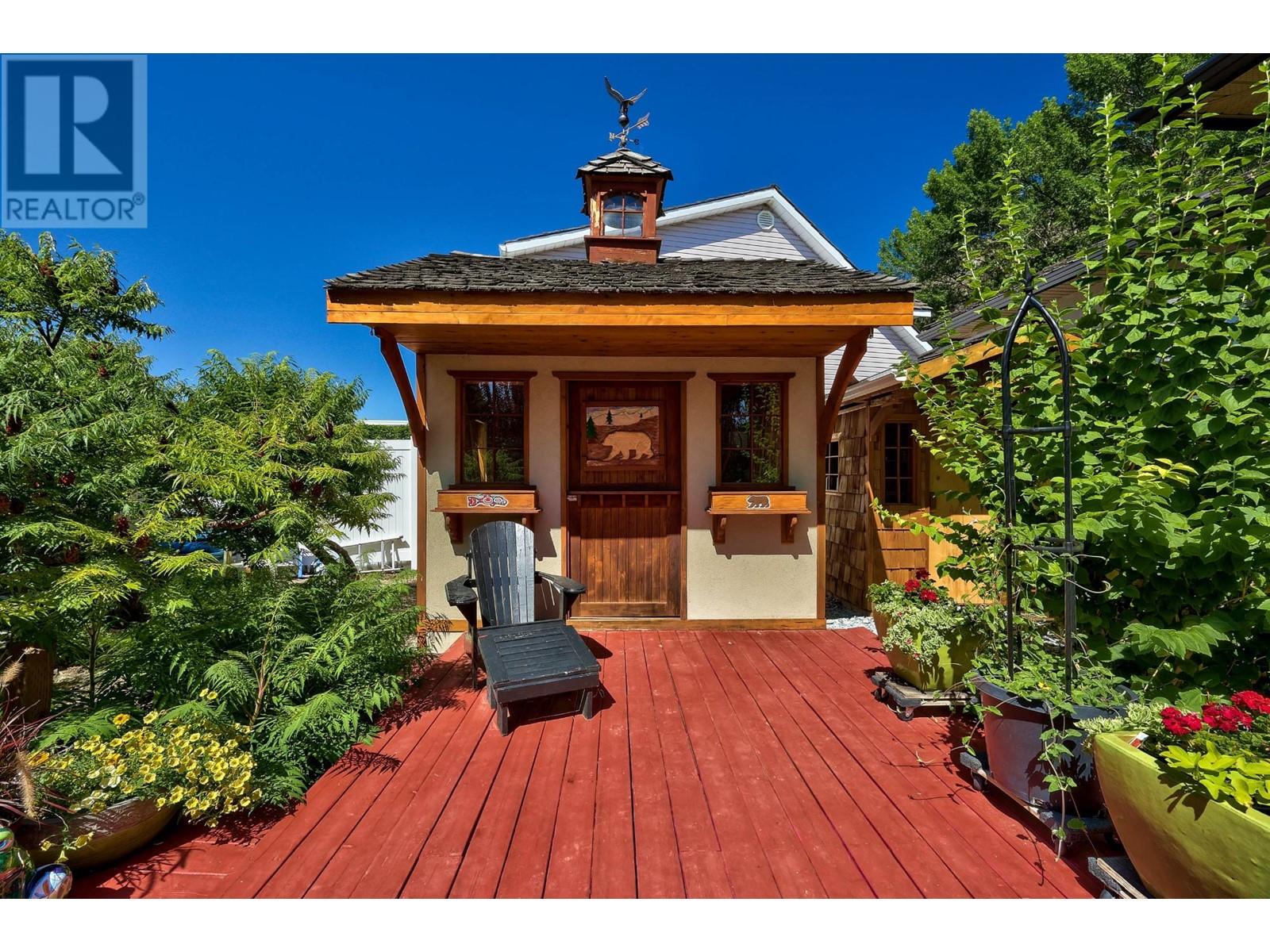 3745 Navatanee Drive, Kamloops, British Columbia  V2H 1S1 - Photo 32 - 180308