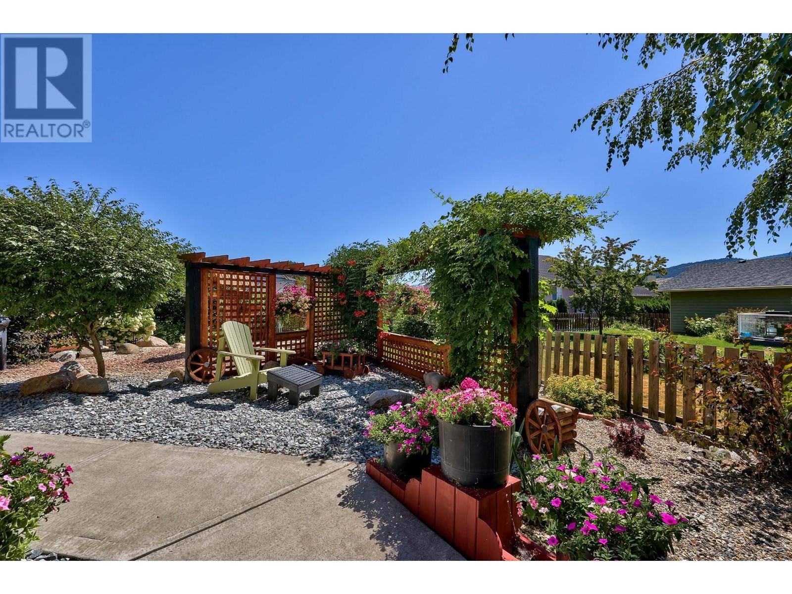 3745 Navatanee Drive, Kamloops, British Columbia  V2H 1S1 - Photo 40 - 180308